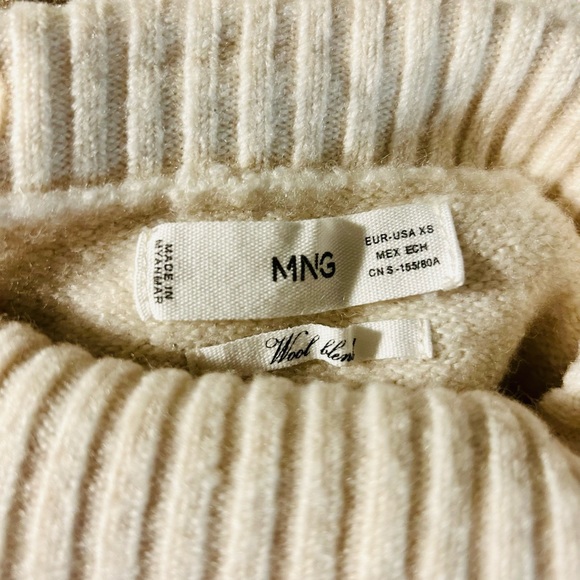 MANGO - Size XS - New without tag - Cream Sweater Dress - Loose fit - Picture 5 of 5